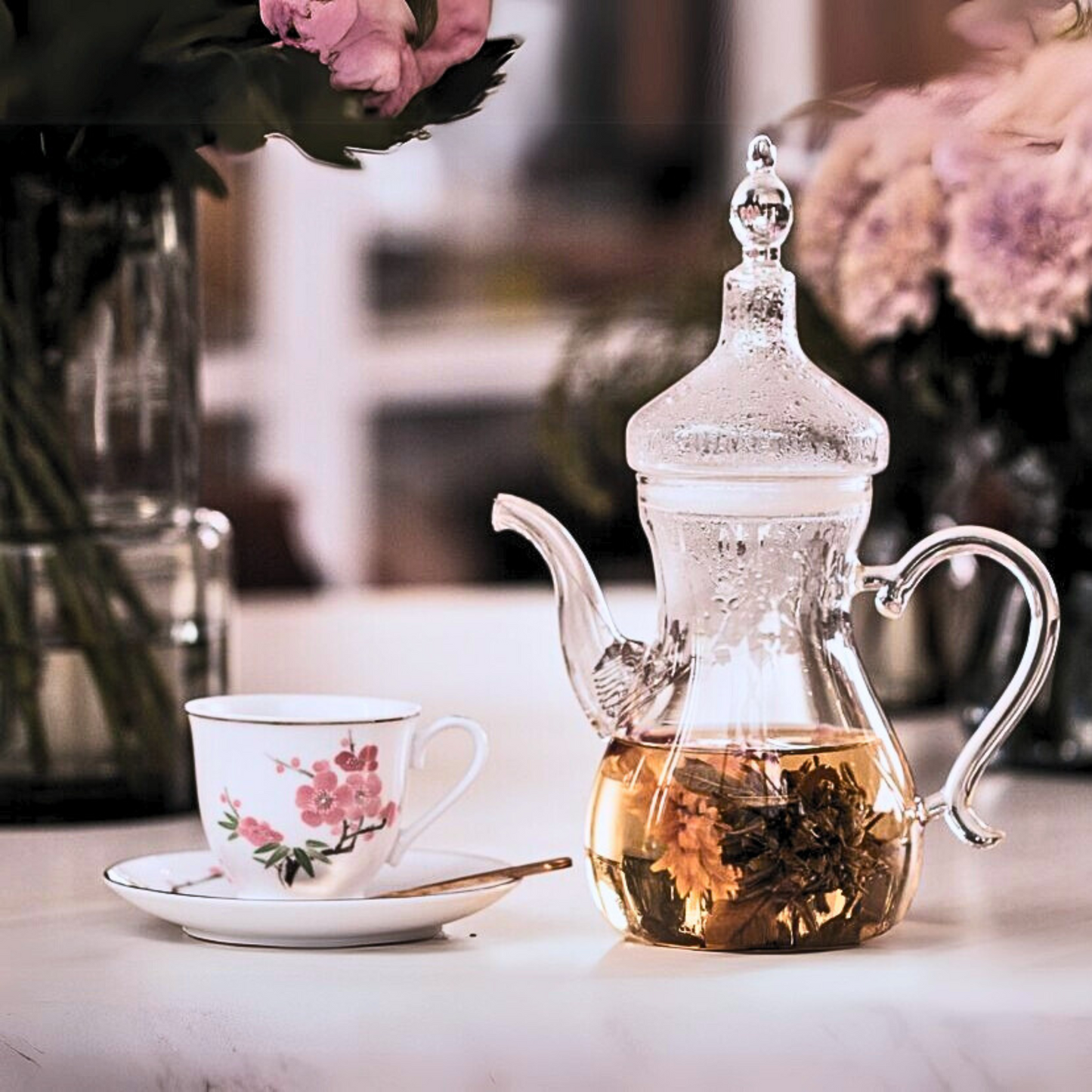 1Chase Arabic Style Glass Dalla Teapot 1000ml - Heat-Resistant Borosilicate, Transparent with Spout - Traditional Coffee & Tea Kettle for Ramadan, Arabic Coffee, Blooming & Loose Leaf Tea, Elegant Gift