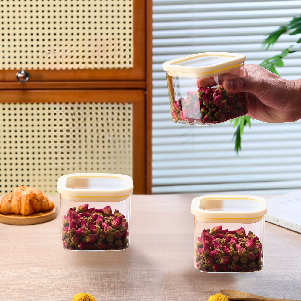 1CHASE Square Glass Storage Jars – 900ML (Set Of 2) | Airtight & Stackable Borosilicate Food Storage Jars with Silicone Lids for Kitchen, Pantry, Snacks, Spices & Dry Food