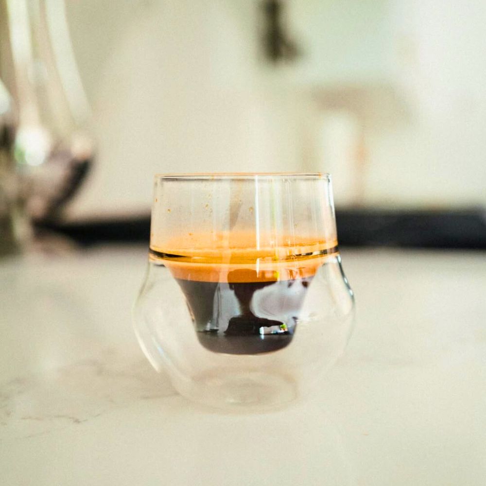 1CHASE Double Wall Insulated Coffee Glass Cup Set, 100ml, Borosilicate Heat Resistant, Modern Curved Design for Hot and Cold Beverages, 2 Piece