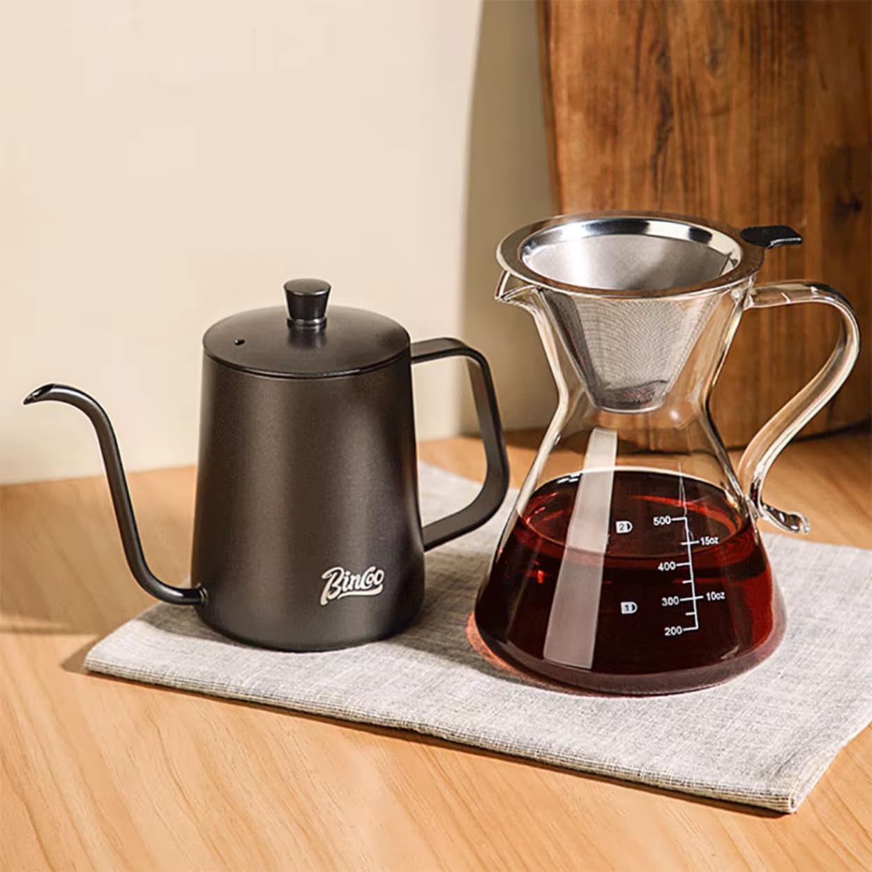 1CHASE Borosilicate Heat Resistant Glass Coffee Server Pot with Filter For Pour Over Coffee Maker 500 ML