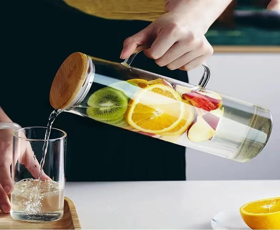 Borosilicate Water Jug With Handle and Bamboo Lid