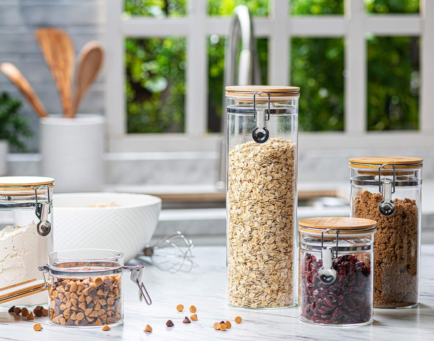 Borosilicate Glass Storage Jar With Clip and Airtight Bamboo Lid (Set of 2)