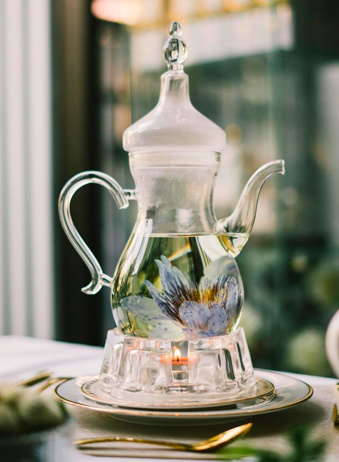 Arabic Tea Set – 1000ML Teapot with Heart-Shaped Warmer – Ideal Tea Set for Ramadan & Special Occasions, Elegant Tea Set