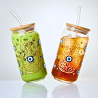 1CHASE Evil Eye Borosilicate Sipper Glasses – Set of 2, 550ML Can-Shaped Glasses with Bamboo Lids & Glass Straws