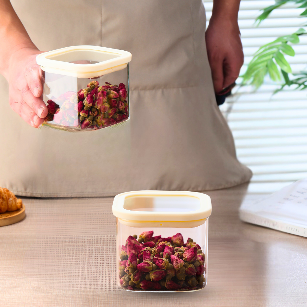 1CHASE Square Glass Storage Jars – 900ML (Set Of 2) | Airtight & Stackable Borosilicate Food Storage Jars with Silicone Lids for Kitchen, Pantry, Snacks, Spices & Dry Food