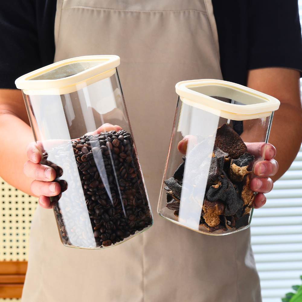 1CHASE Square Glass Storage Jars – 1500ML (Set Of 2) | Airtight & Stackable Borosilicate Food Storage Jars with Silicone Lids for Kitchen, Pantry, Snacks, Spices & Dry Food (Medium)
