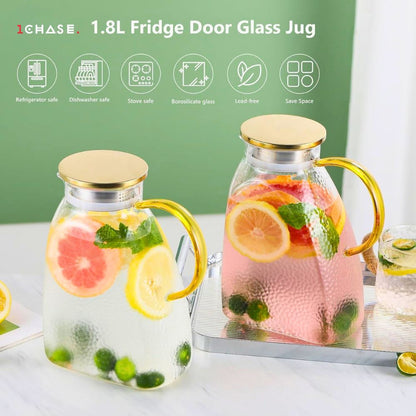 Borosilicate Glass Water Pitcher – 1.8L Large Jug with Gold Handle & Stainless Steel Lid, Hammered Pattern, for Water, Juice, Tea, and Cold Drinks – Fits in Fridge Door
